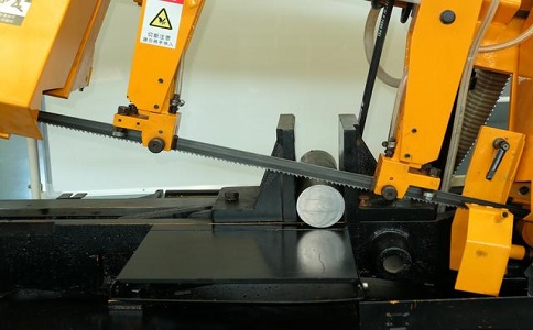 九寨沟数控带锯床自动送料精度会出现偏差吗？